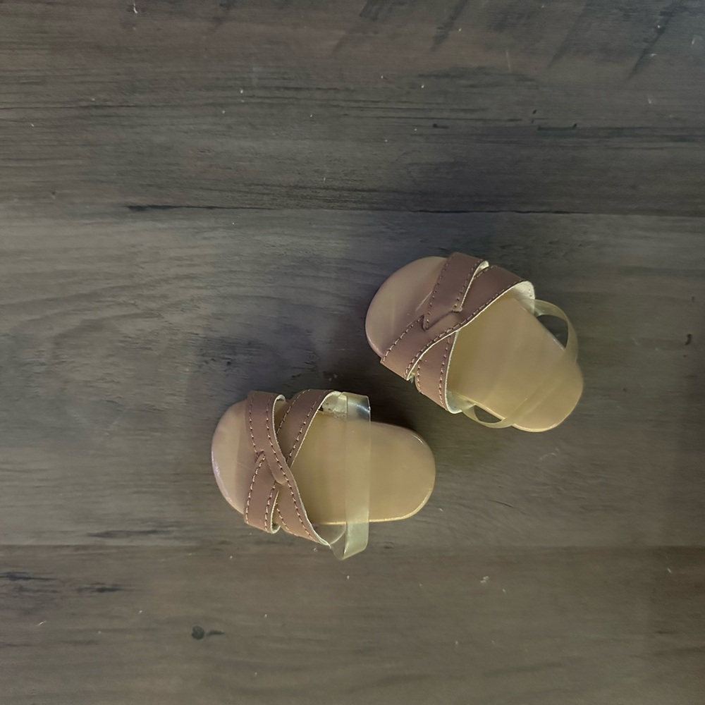 Julie’s meet shoes - American Girl